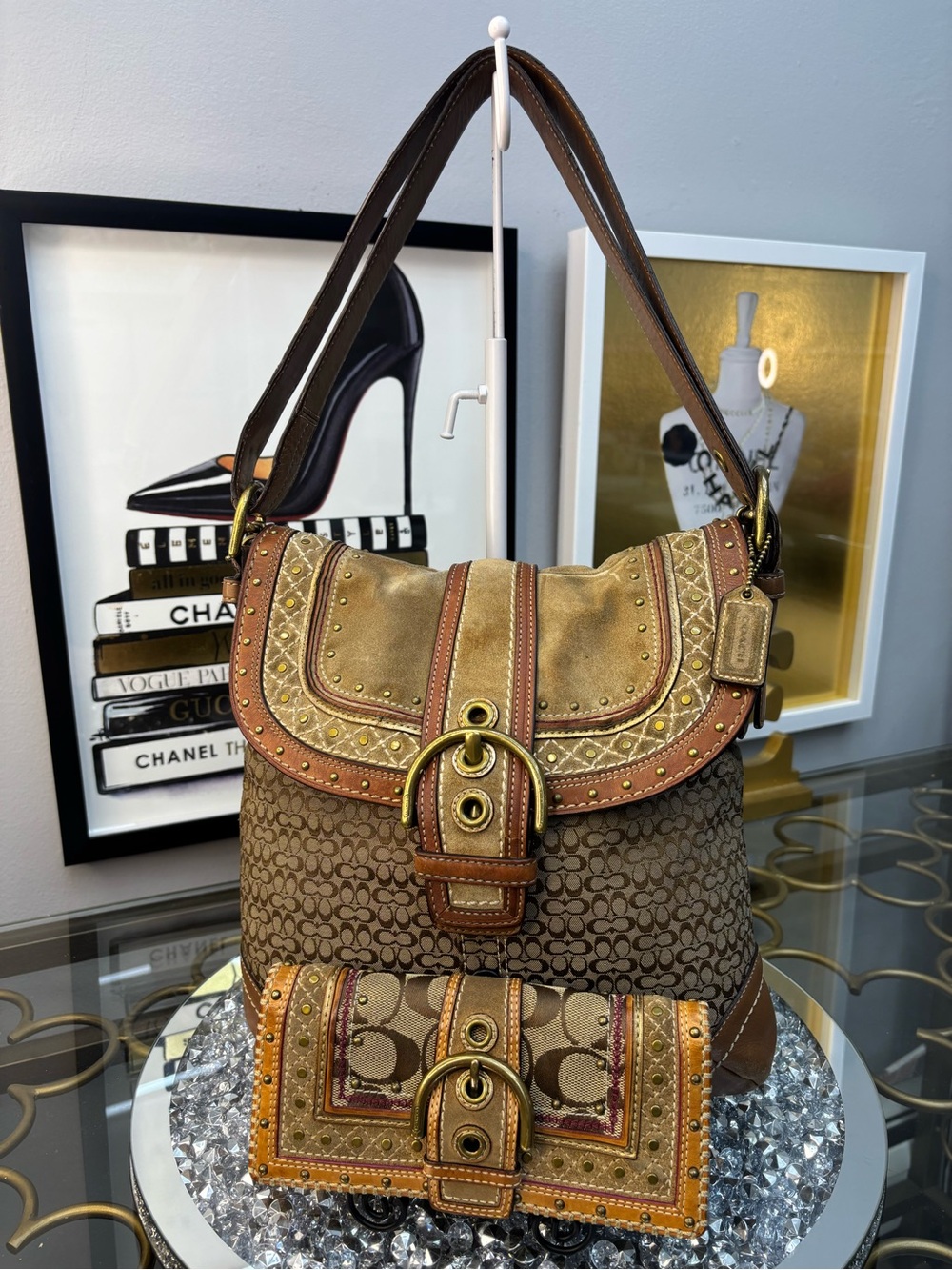 Coach 2007 y2k Soho Signature Buckle Flap Hobo Bag GUC